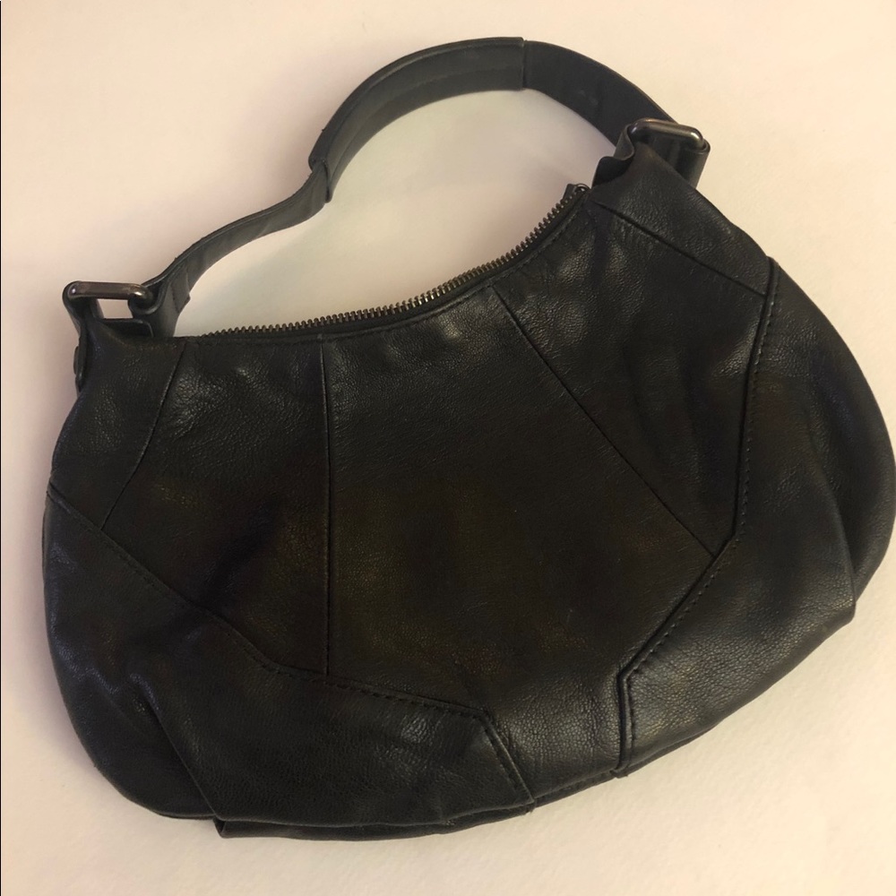 Kenneth Cole Leather Hand Bag